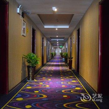 新乡左右连锁酒店(四季店)酒店提供图片