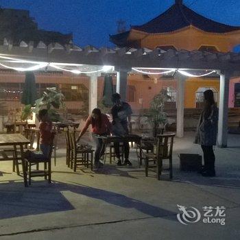 敦煌唯爱假日酒店酒店提供图片