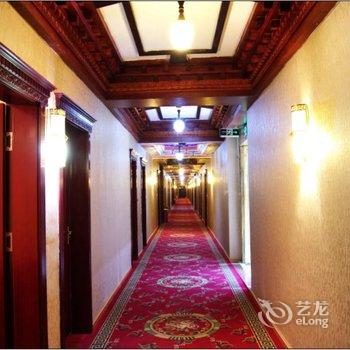 稻城县四达吉龙酒店酒店提供图片
