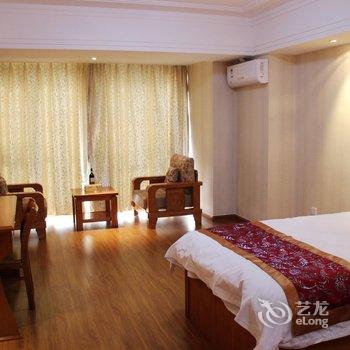 【济宁万达佳人国际豪华公寓】地址:市中区太