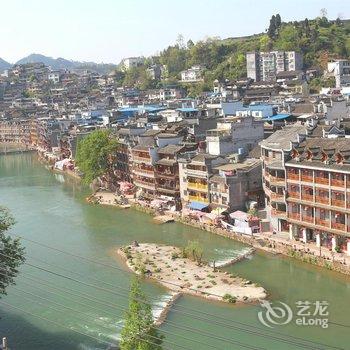 凤凰似水流年城市客栈(原凤吉大酒店)酒店提供图片