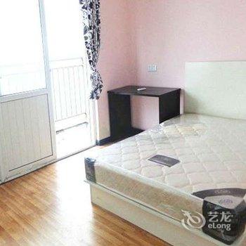 【武汉半橙公寓(岳家嘴小区)】地址:武昌欢乐大