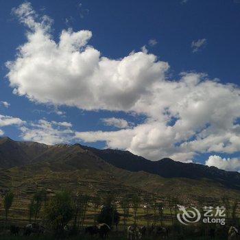 阿坝松潘川主寺荣峰商务酒店酒店提供图片