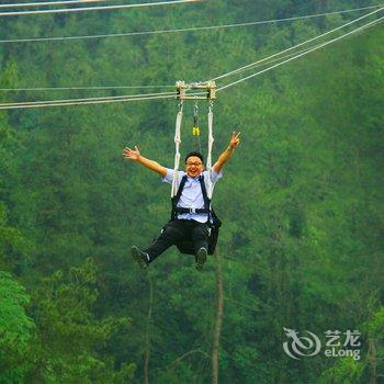 丹江口武当山快乐谷山庄酒店提供图片