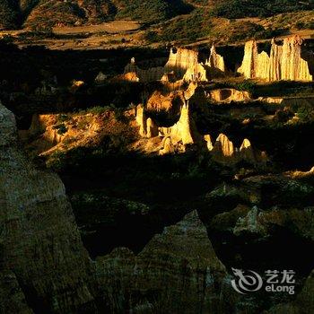 元谋浪巴铺土林摄影之家酒店提供图片