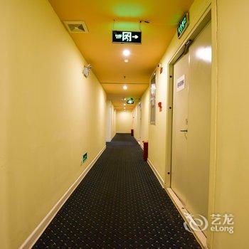 如家酒店·NEO(南阳新华东路天桥店)酒店提供图片