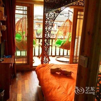 凤凰兄弟人家吊脚楼客栈(旗舰店)酒店提供图片