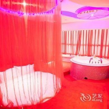 天鹅恋情侣主题酒店(无锡新区)酒店提供图片