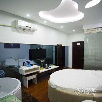 阜南埃菲尔主题宾馆酒店提供图片