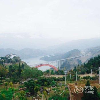 重庆巫山鸿儒山庄酒店提供图片