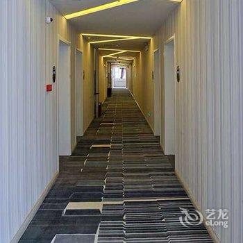 都市118连锁酒店(洛阳万达广场王府井店)酒店提供图片