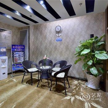 速8酒店(福州三叉街地铁站店)酒店提供图片