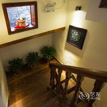 凤凰幸福花园景区连锁客栈(凤凰店)酒店提供图片