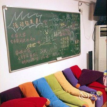 尚晋青年旅舍(常州恐龙园河海大学店)酒店提供图片