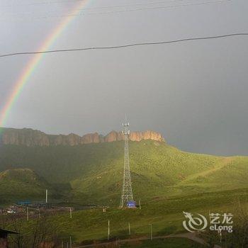 碌曲郎木寺红石崖宾馆酒店提供图片