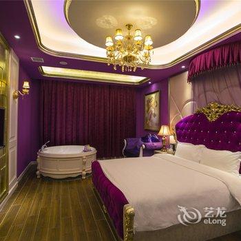 天鹅恋情侣主题酒店(西安小寨店)酒店提供图片