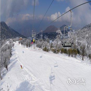 阿坝茂县九顶山九峰居酒店提供图片