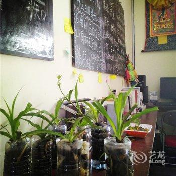 拉萨三年后客栈圣城花园店酒店提供图片