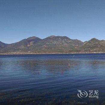 丽江途家斯维登度假别墅(遇见湖畔山舍)酒店提供图片