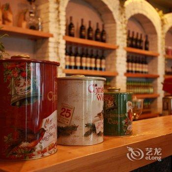 丽江途家斯维登度假别墅(遇见湖畔山舍)酒店提供图片