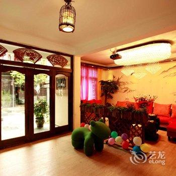 丽江来啊连锁客栈