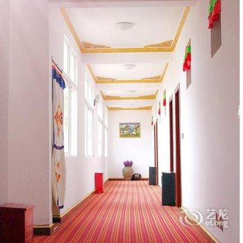 香格里拉怡海蓝山驿站酒店提供图片