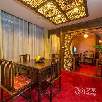 丽江开阳观景客栈酒店提供图片