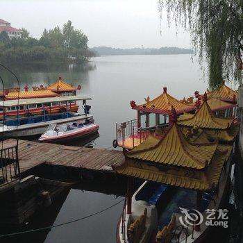 龙泉湖水天一色商务酒楼酒店提供图片