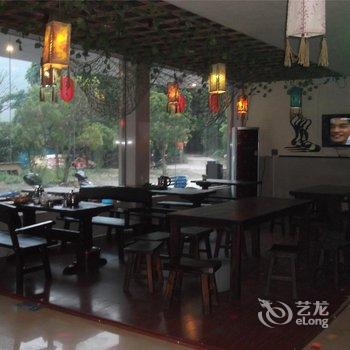 韶关丹霞山欢乐丹霞行酒店提供图片
