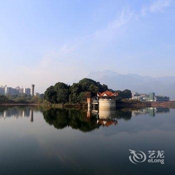 峨眉山熊猫王子温泉酒店酒店提供图片