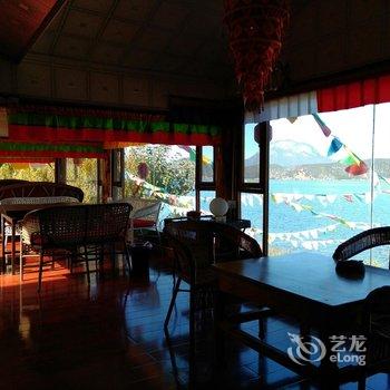 丽江泸沽湖沐光水岸客栈酒店提供图片