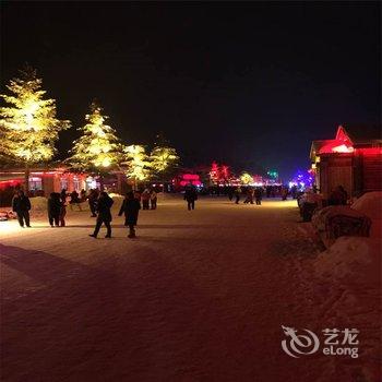 雪乡大红灯笼家庭旅馆酒店提供图片