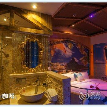 泊宁创想主题酒店(鄞州罗蒙环球城店)酒店提供图片