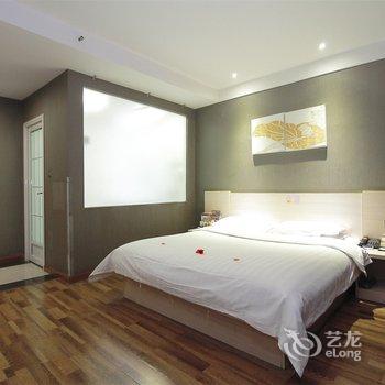 辉县市华隆丽都风尚酒店酒店提供图片