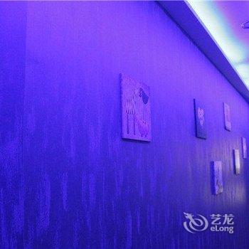 东乌珠穆沁旗彩虹棠主题宾馆酒店提供图片