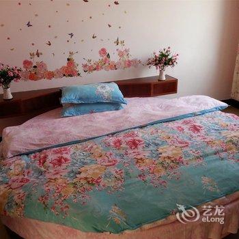 凤凰百花园临江主题客栈酒店提供图片