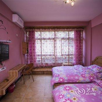 凤凰百花园临江主题客栈酒店提供图片