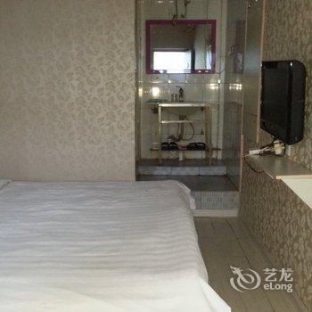 济宁柒彩时尚商务宾馆兖兰路店酒店提供图片