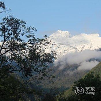 海螺沟鸿鑫印象酒店酒店提供图片