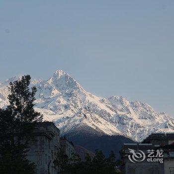 海螺沟鸿鑫印象酒店酒店提供图片