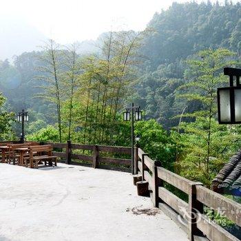 峨眉山望湖客栈酒店提供图片