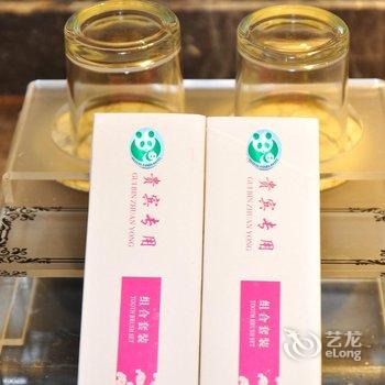 九寨沟龙康藏寨贵宾楼酒店提供图片