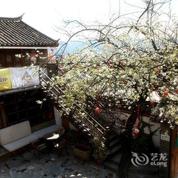 丽江在路上红楼精品驿栈(原丽江在路上国际青年旅舍)酒店提供图片