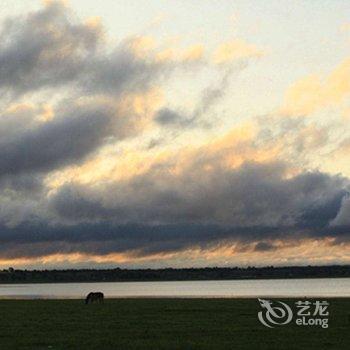 沽源天鹅湖红房子客栈酒店提供图片