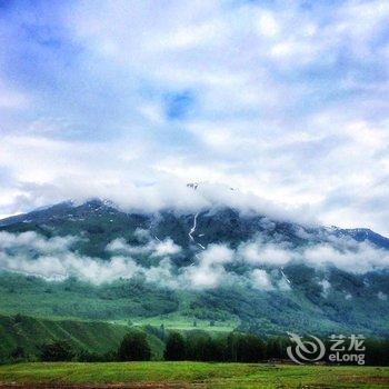 布尔津禾木景区禾木回转山庄酒店提供图片