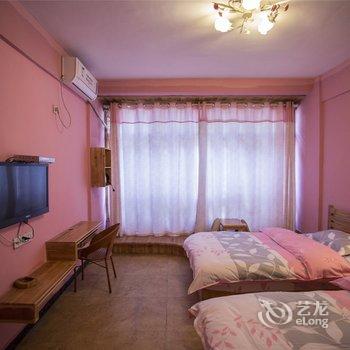 凤凰百花园临江主题客栈酒店提供图片