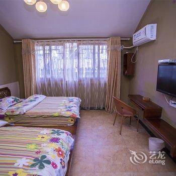 凤凰百花园临江主题客栈酒店提供图片
