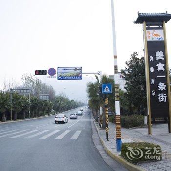 西昌鸟杉鸣主题客栈