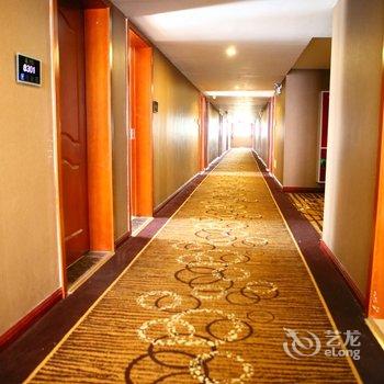康定学苑温泉酒店酒店提供图片