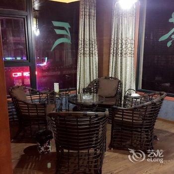 甘孜罗布林卡大酒店酒店提供图片